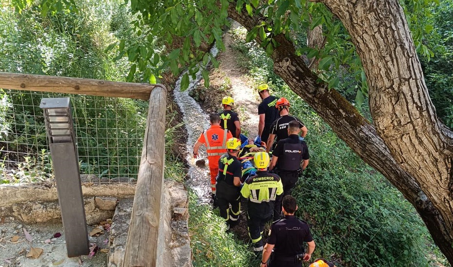 Imagen del artículo Rescatada una mujer de 29 años tras sufrir una caída en Ronda
